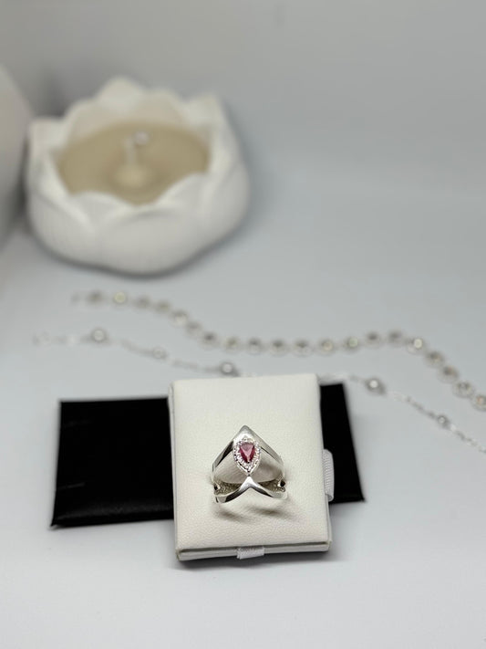 Anel em V Duplo com Gota Cravejada com Zircônias Rosa